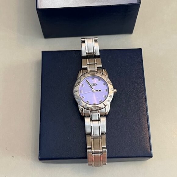 FORD MOTOR COMPANY | Women's Watch Stainless Steel Band-NEW Battery - Picture 3 of 12